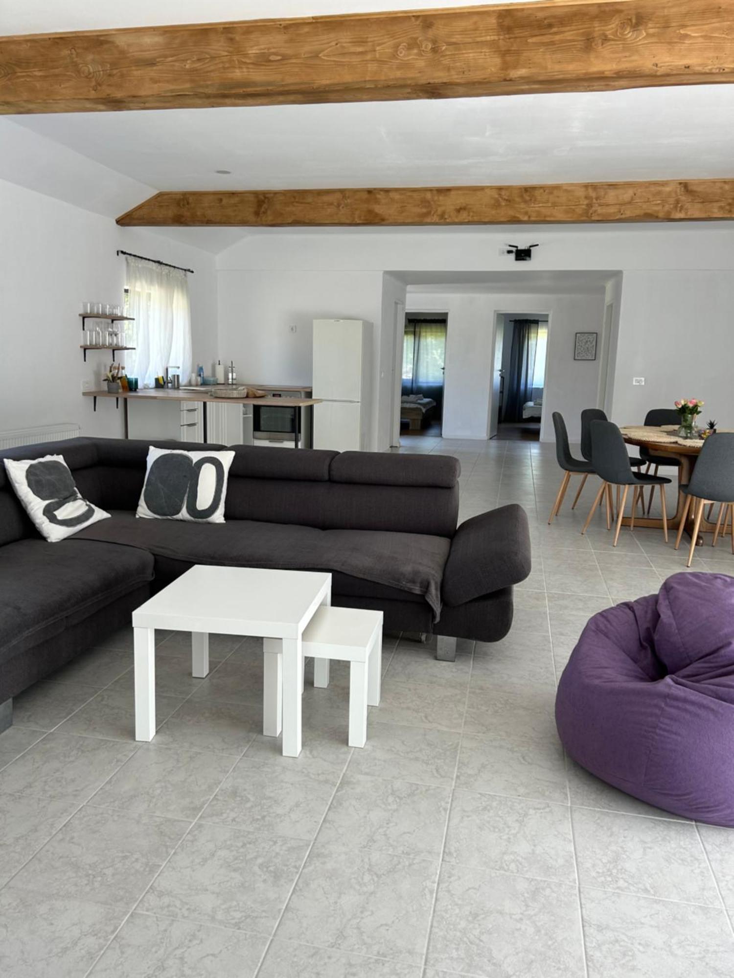 Cottage Bytheriver Arpaşu de Sus Eksteriør billede