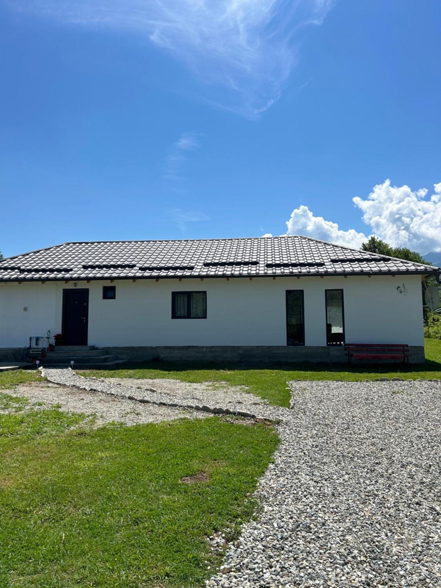 Cottage Bytheriver Arpaşu de Sus Eksteriør billede
